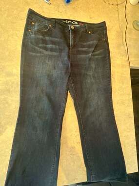 INC International Concepts Denim Woman Slim Tech Fit Boot Leg Jeans Size 16W